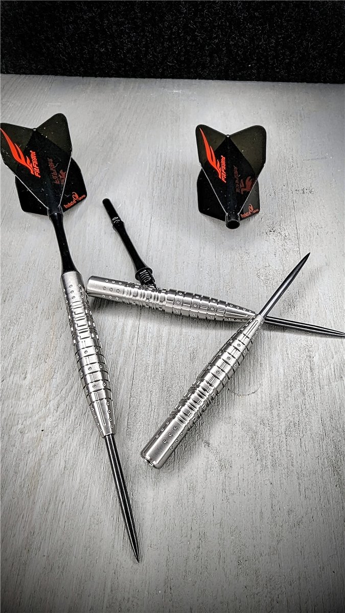 Cosmo P9 Thorben Korittke "TK" 90% Steeldarts 23 Gramm Steeldarts Cosmo P9 Thorben Korittke "TK" 90% Steeldarts 23 Gramm Steeldarts