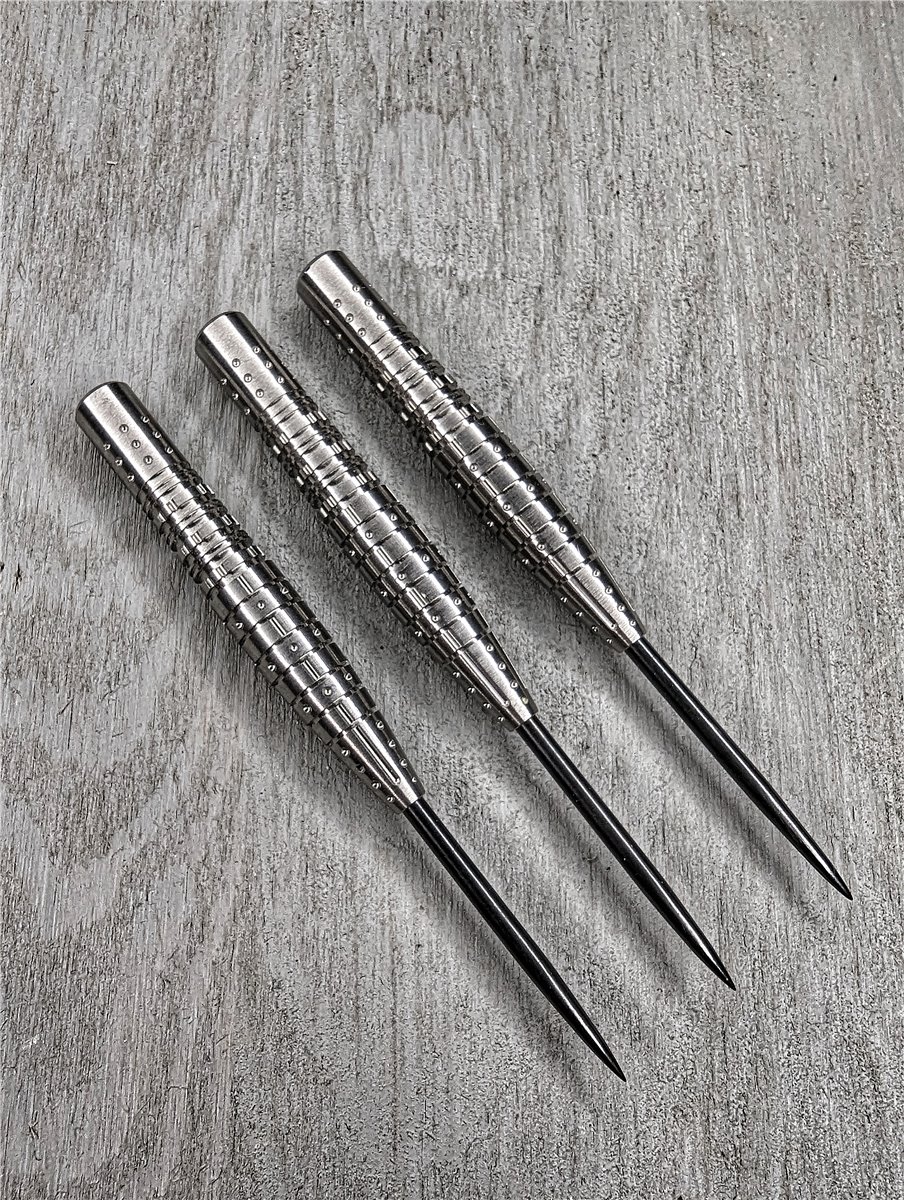 Cosmo P9 Thorben Korittke "TK" 90% Steeldarts 23 Gramm Steeldarts Cosmo P9 Thorben Korittke "TK" 90% Steeldarts 23 Gramm Steeldarts