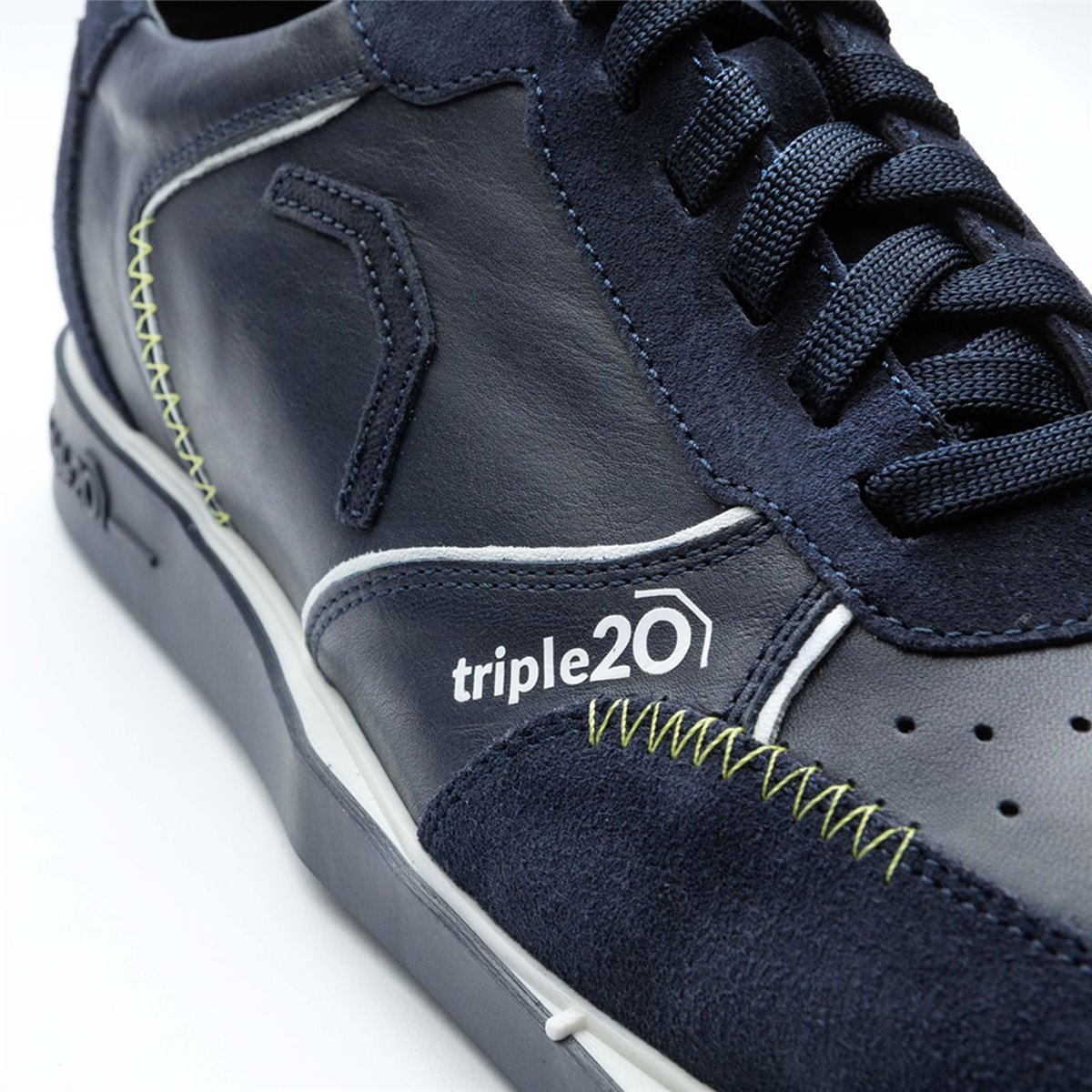 Triple20 Dartschuhe Leder Blau Weiß Dartschuh