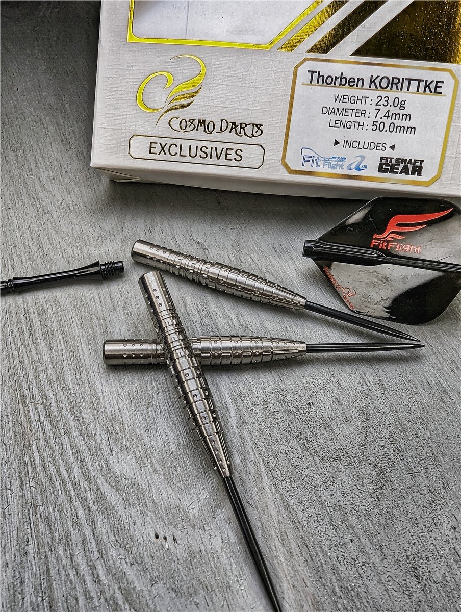 Cosmo P9 Thorben Korittke "TK" 90% Steeldarts 23 Gramm Steeldarts Cosmo P9 Thorben Korittke "TK" 90% Steeldarts 23 Gramm Steeldarts