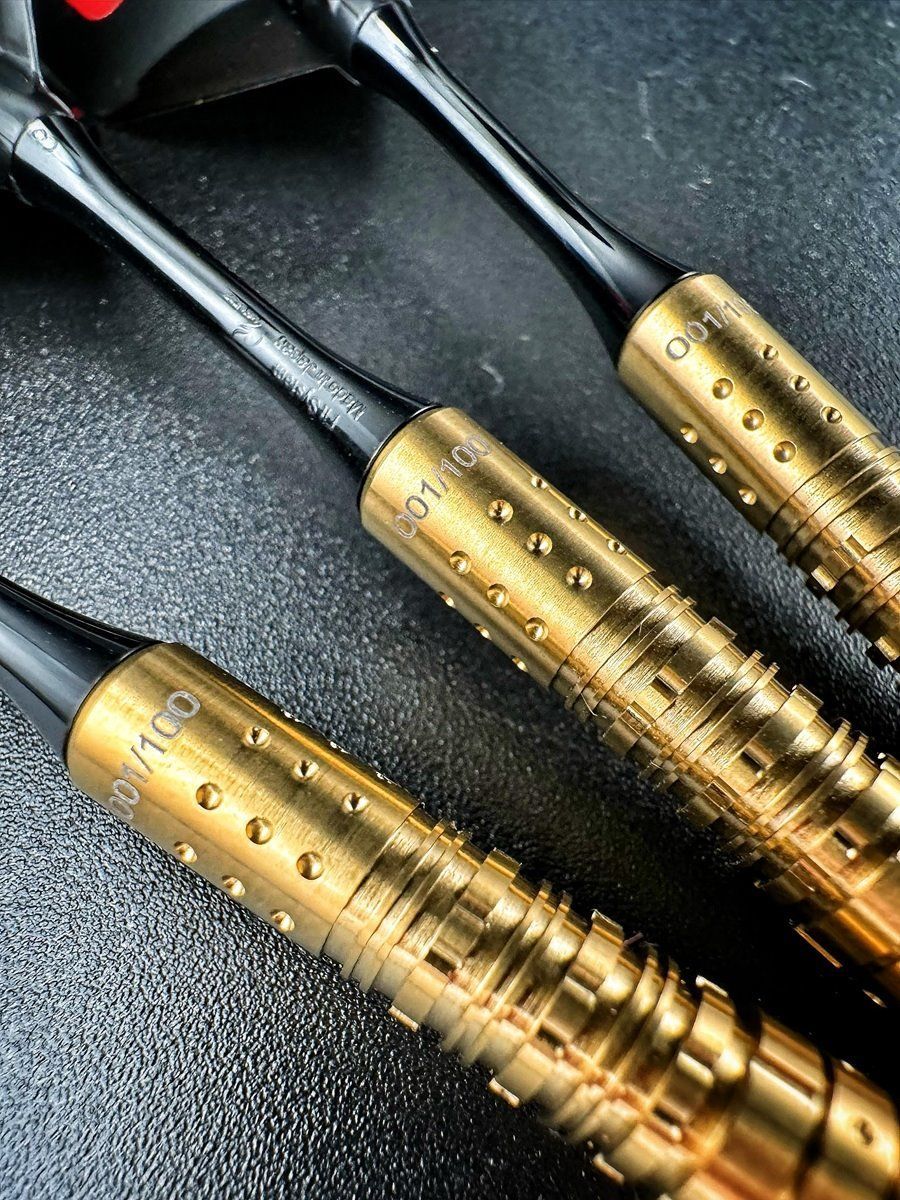 Cosmo P9 Thorben Korittke "TK" Gold Edition 90% Steeldarts 23 Gramm Steeldarts