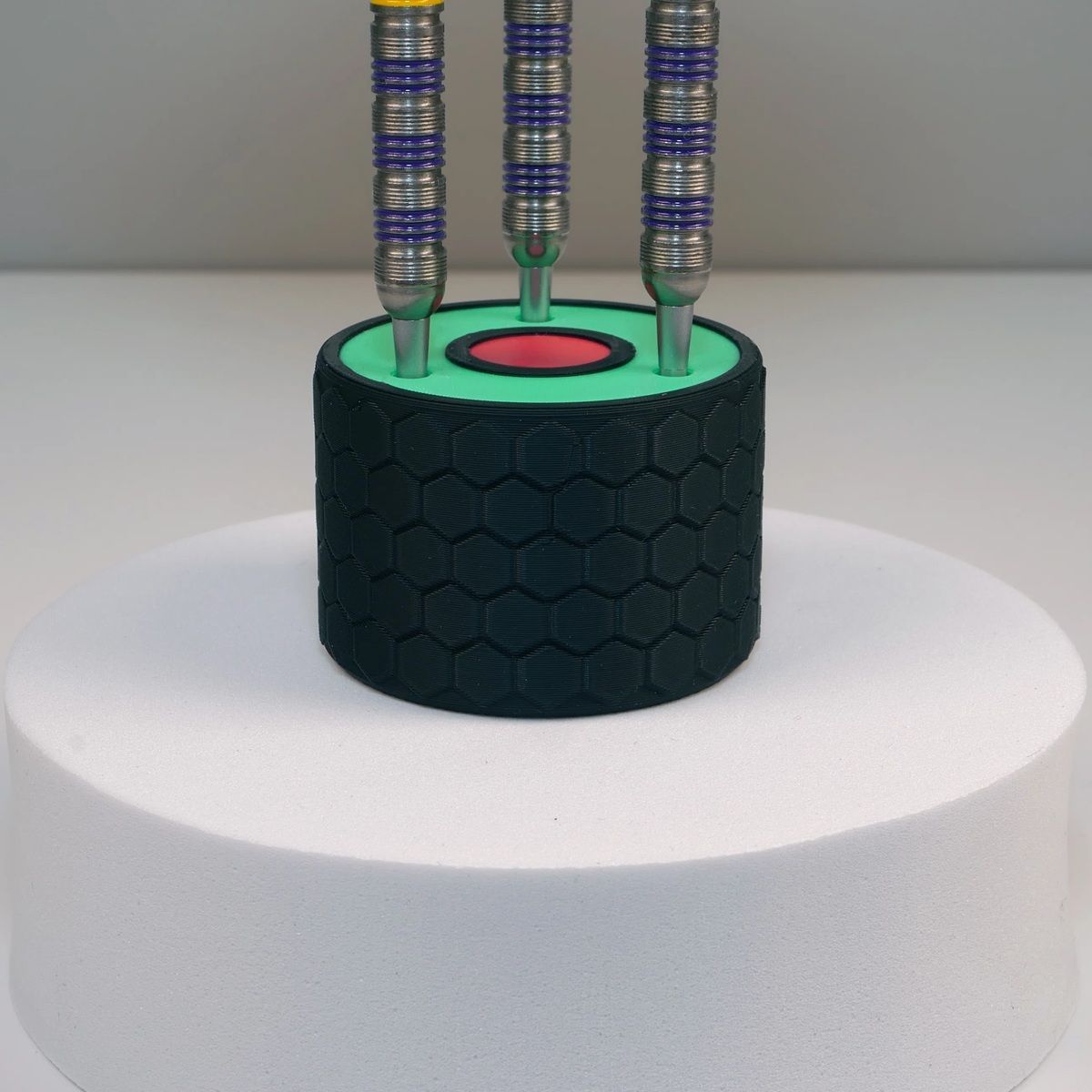 NYT Studio Darts Holder – Dart Stand for 1 Dart Set Aufbewahrung