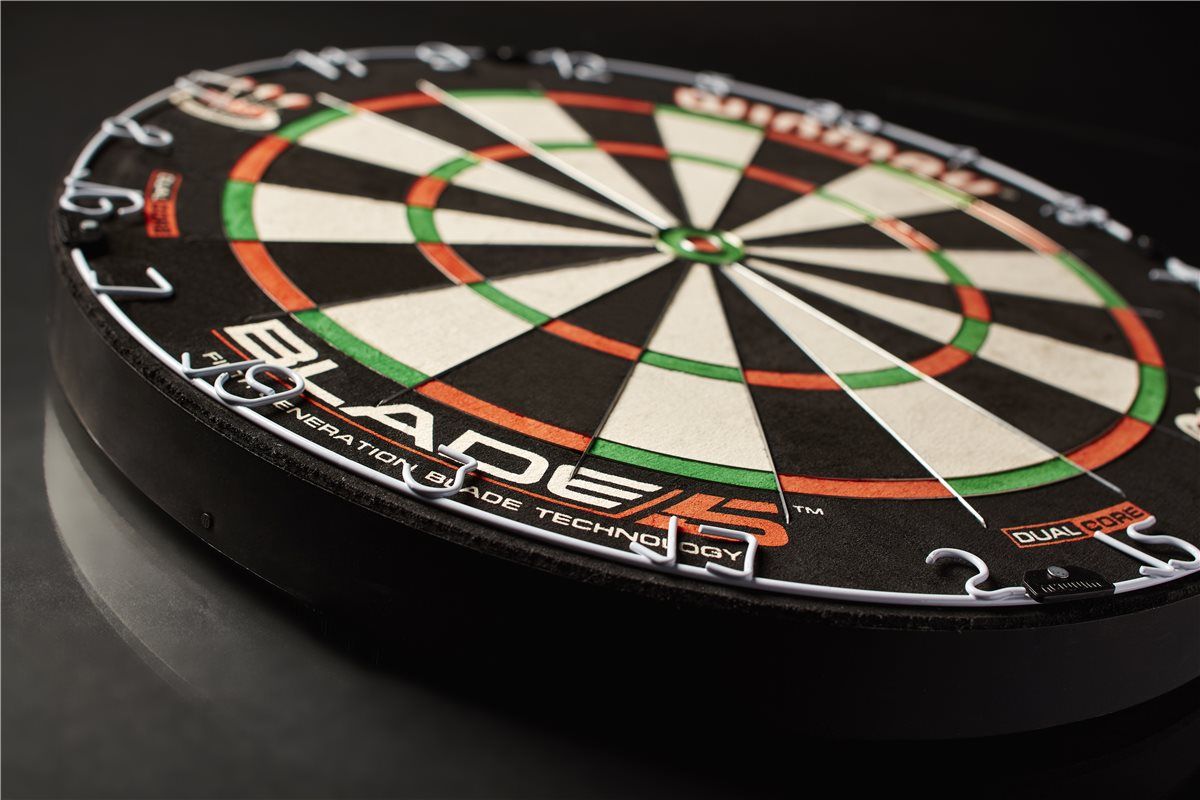 Winmau Blade 5 Dual Core kopen? Dartdiscounter.nl
