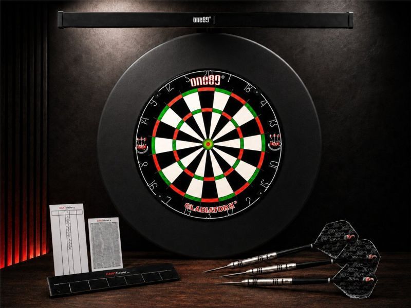 Mega Dart Starter-Set – Gladiator 3 Dartboard mit LED-Beleuchtung Bristle Board