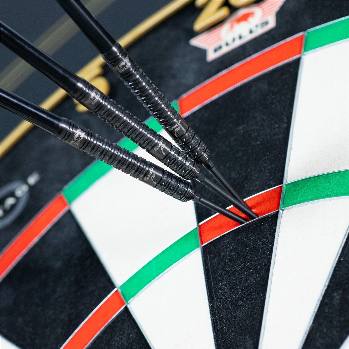 Bull´s Kim Huybrechts E2 Black 90% Steeldarts 23/25 Gramm Steeldarts