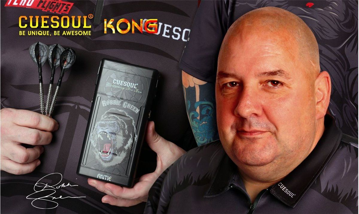 Cuesoul KONG Robbie Green Gold + TERO Flights Softdarts 20 Gram Softdarts
