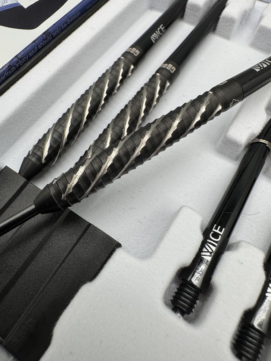 ONE80 Akari Tanahara V2 90% Steeldarts 23 Gram Steeldarts