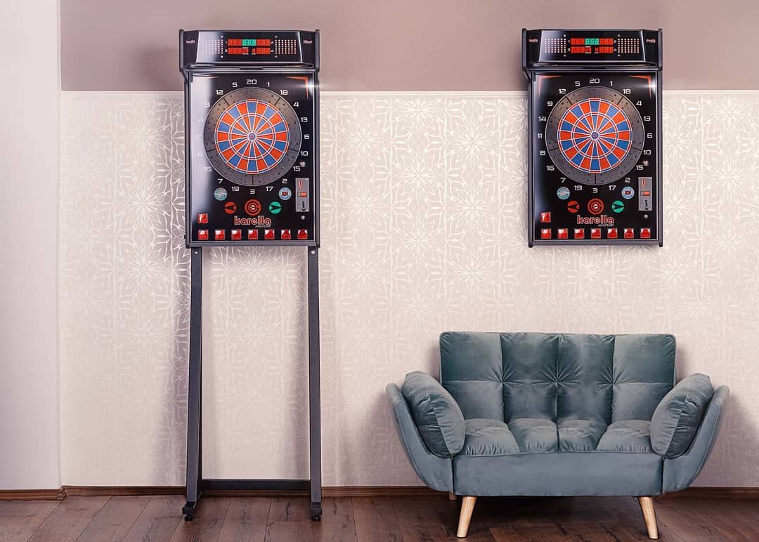 Machine à fléchettes électronique Karella E-MASTER – Modèle sur pied et mural E-Dartscheibe